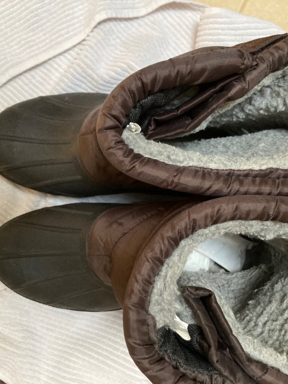 Mens Snow Boots